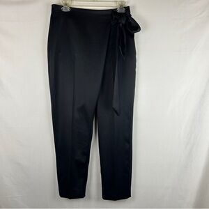 White House black market front crossed the tapered ankle stain pants 6